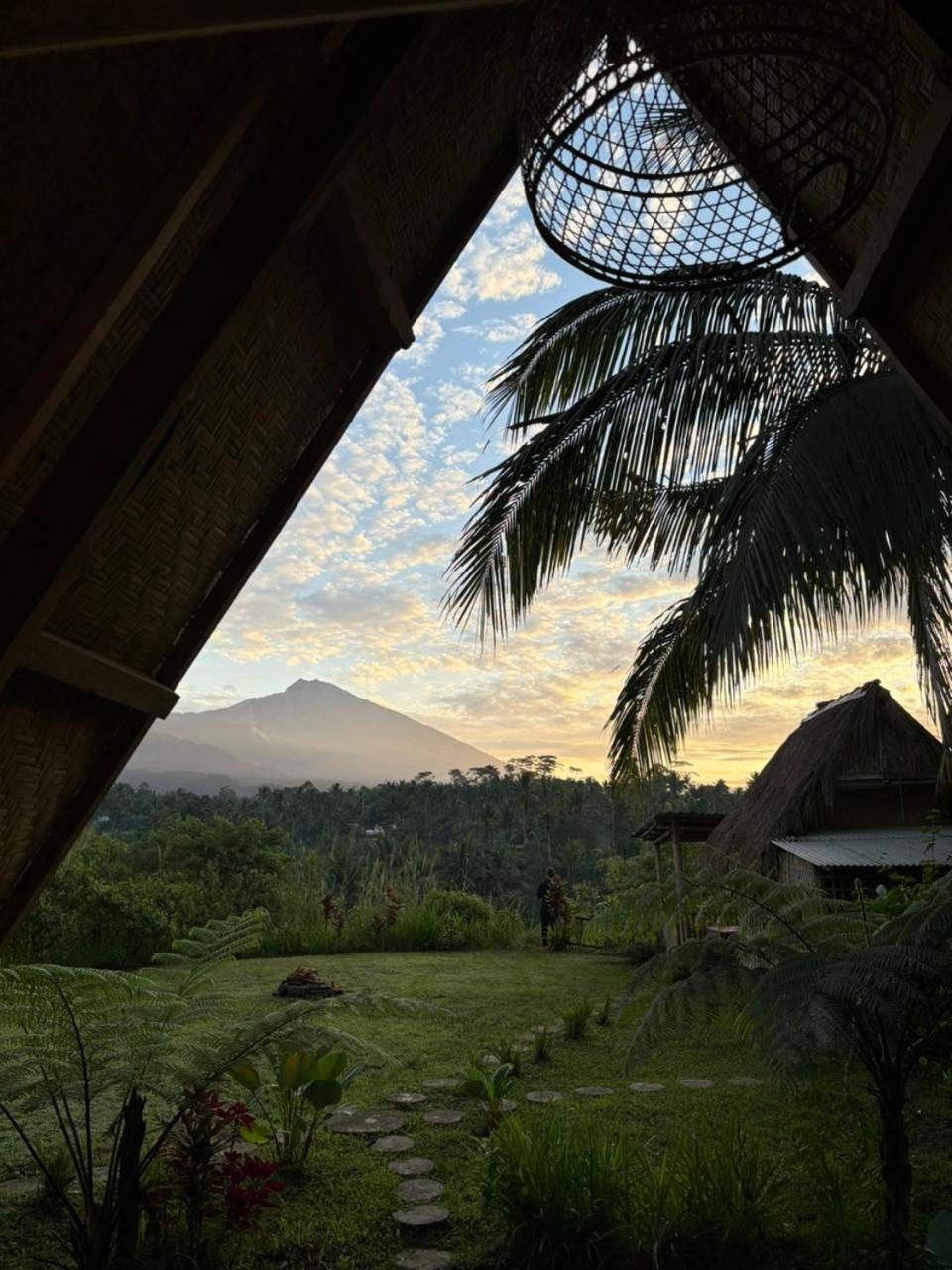 Girang Rinjani Bungalows Tetebatu Esterno foto